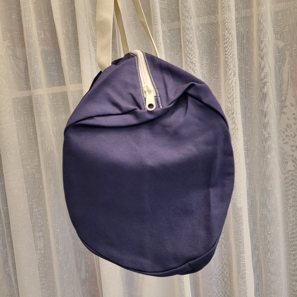 Pink by Victoria's Secret Canvas Duffle Bag Navy Gym Weekender Travel Logo NWT - Picture 10 of 15